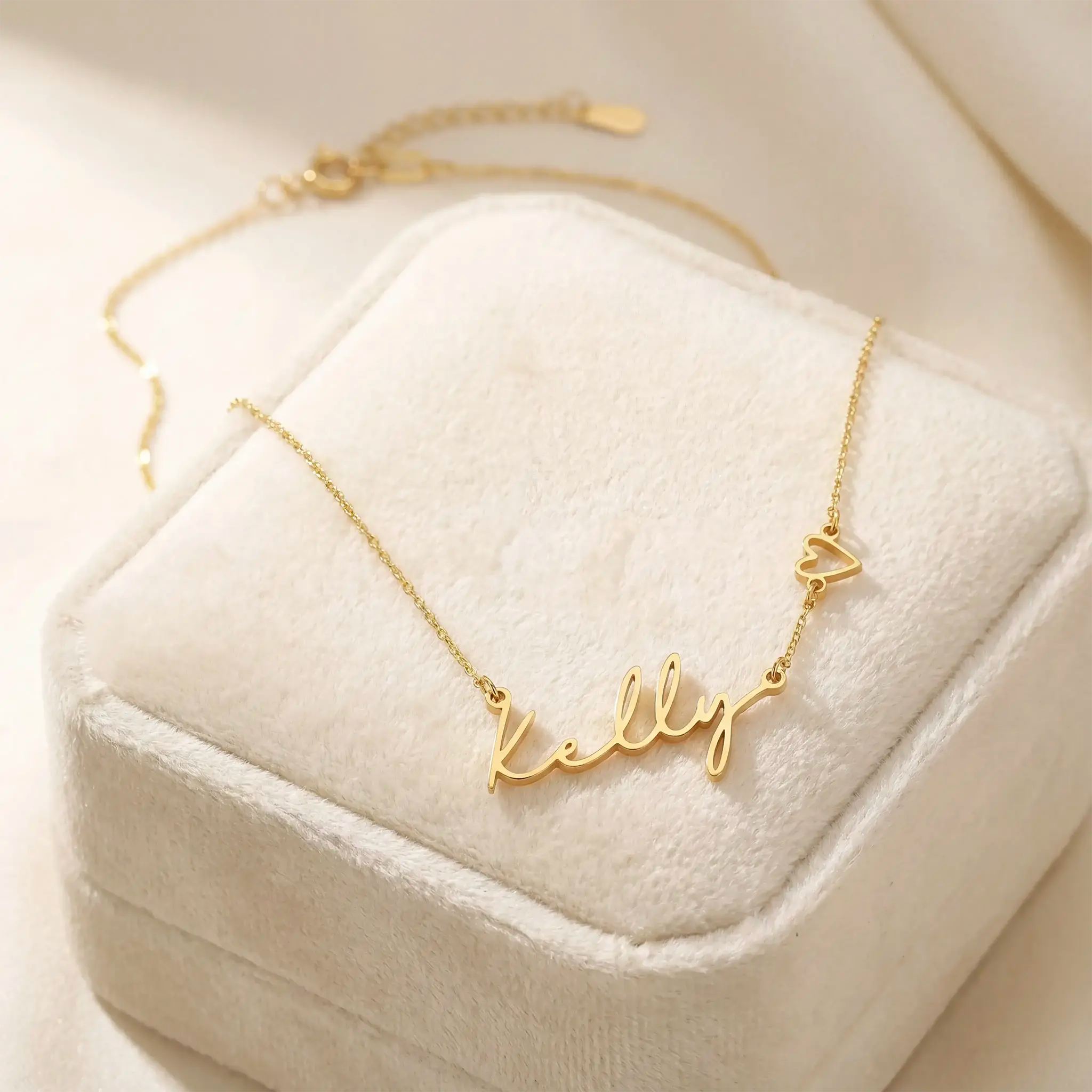 Personalised Name & Heart Necklace – Custom Gold, Silver & Vermeil Jewellery