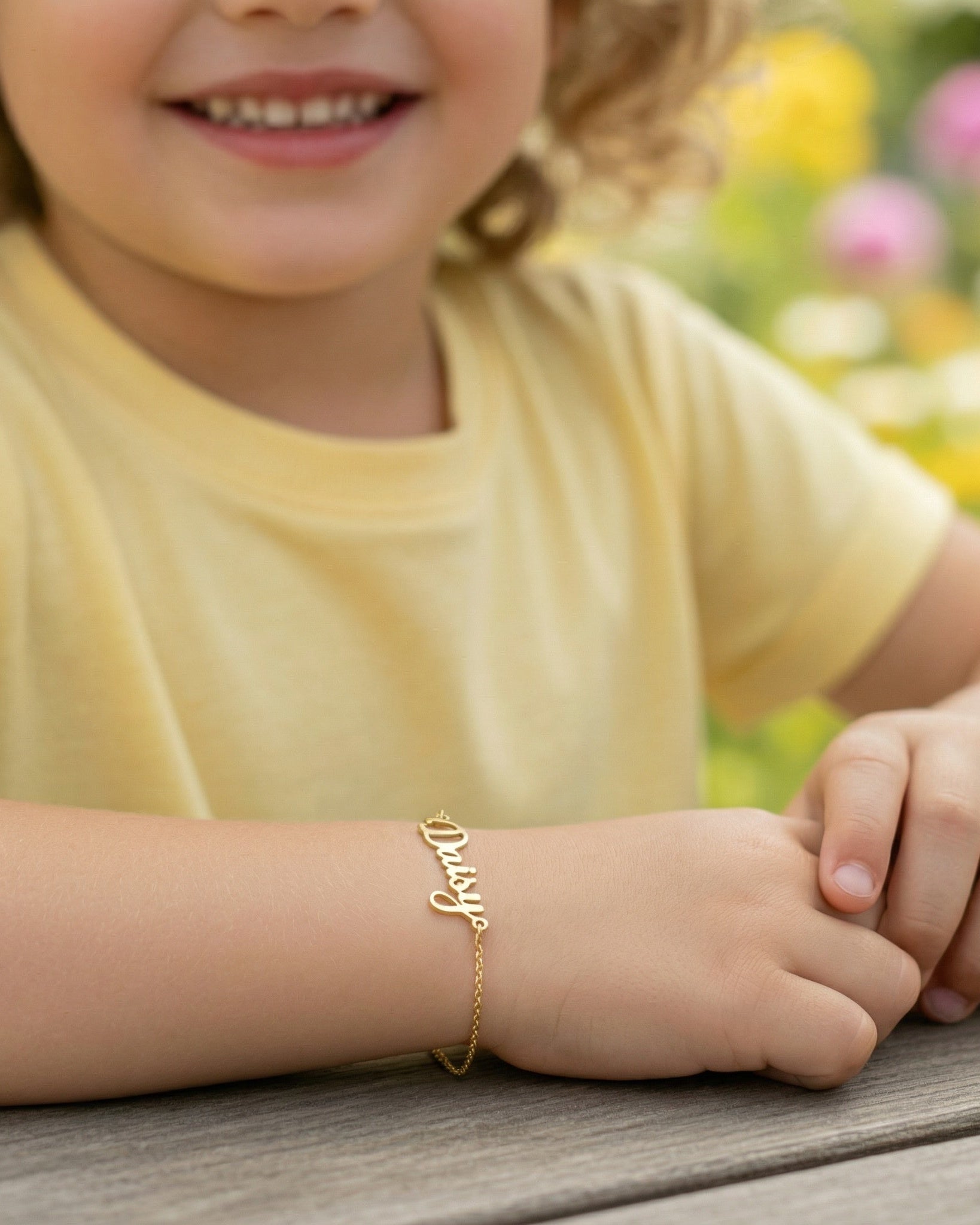 Personalised Kids Name Bracelet with Charm – Custom Children’s Jewellery in Gold or Silver