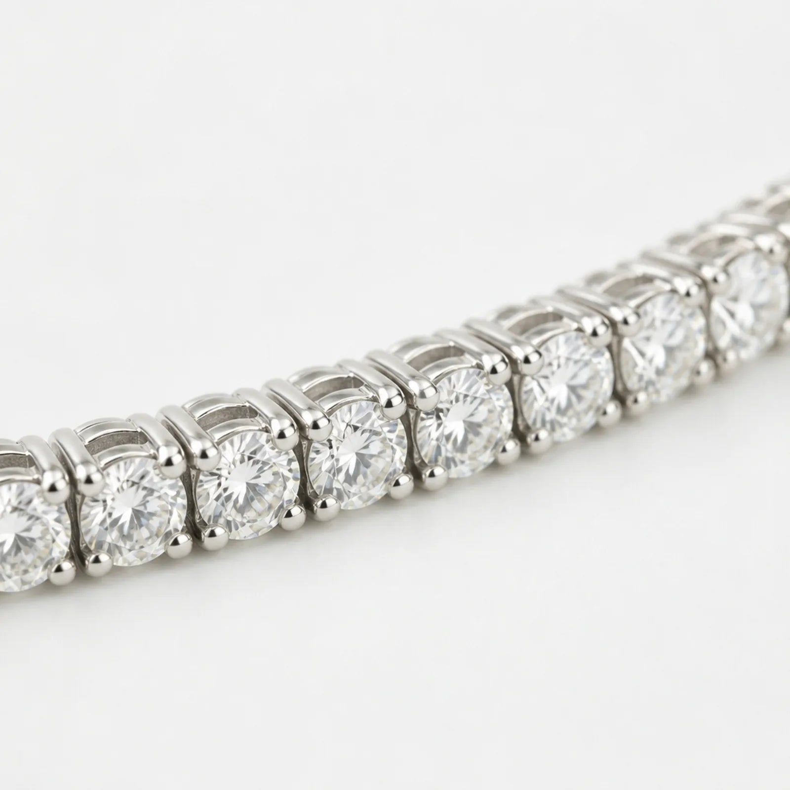 White Cubic Zirconia Tennis Bracelet in 925 Sterling Silver