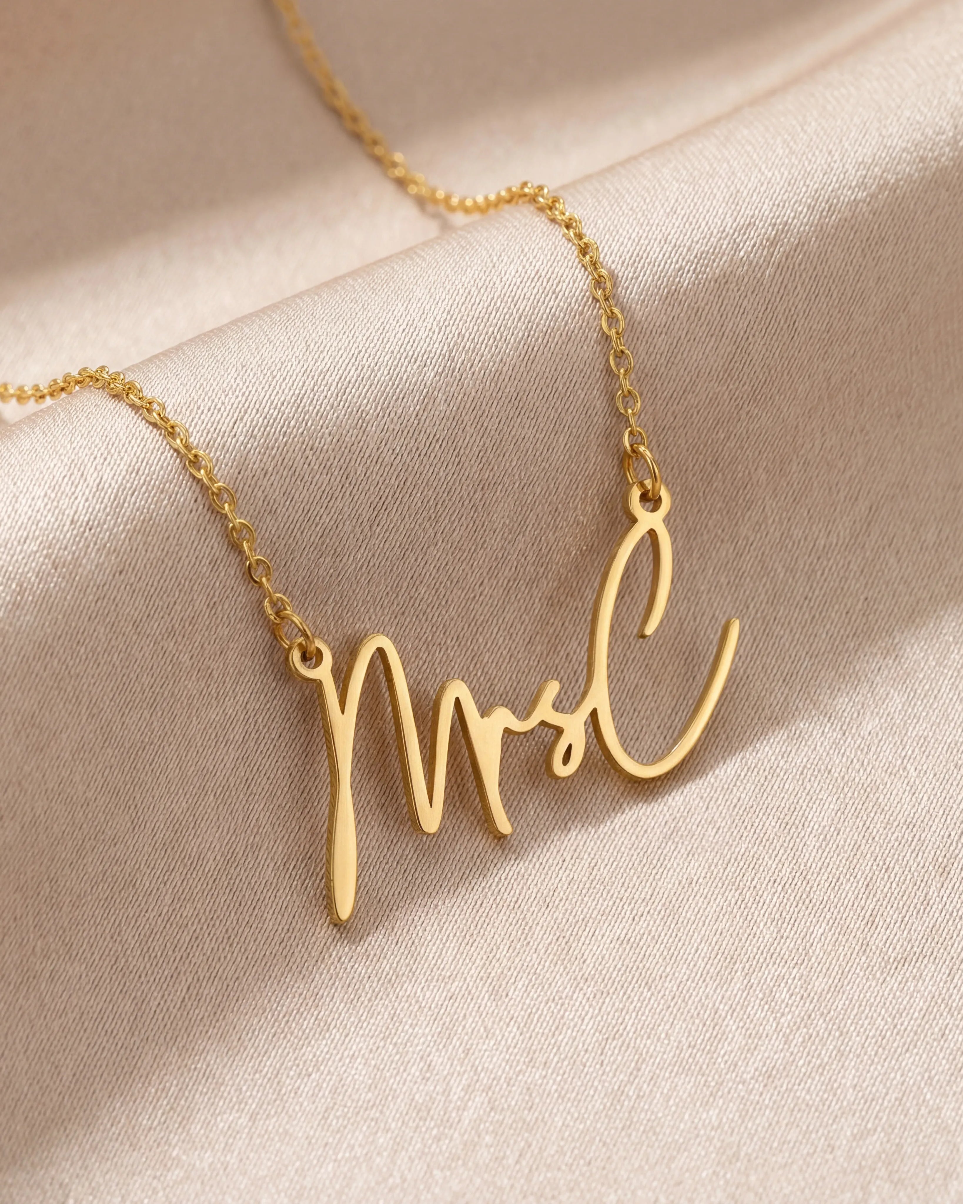 Gift Box "Mrs" Necklace Bride To Be Gift Box Set HBD Mrs Bride-To-Be Gift Box Set – Personalised Necklace, Matching Earrings & Chocolates