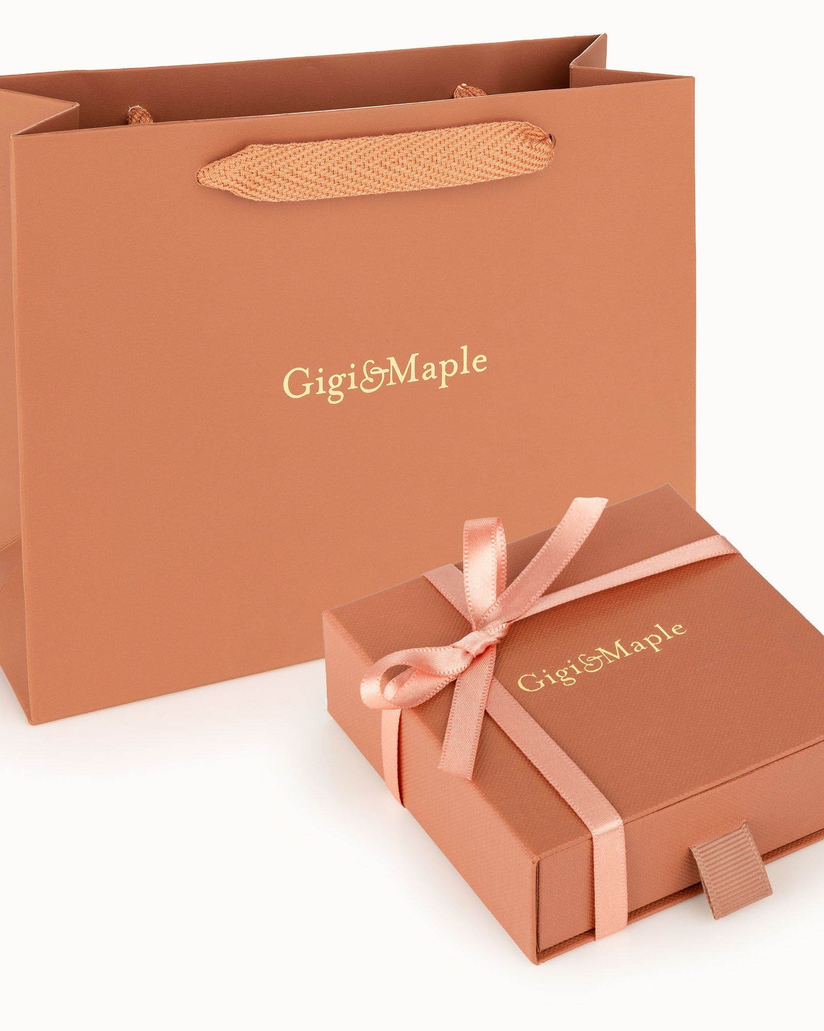 Necklace Roman Numeral Necklace by G&M Gigi & Maple Custom Roman Numeral Necklace in Gold or Silver – Personalised Date Necklace – Gigi & Maple