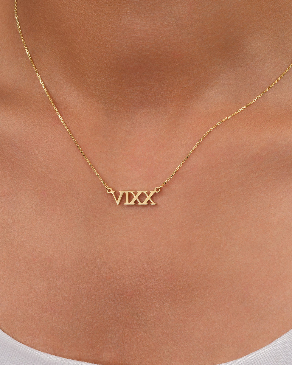 Custom Roman Numeral Necklace in Gold or Silver – Personalised Date Necklace – Gigi & Maple