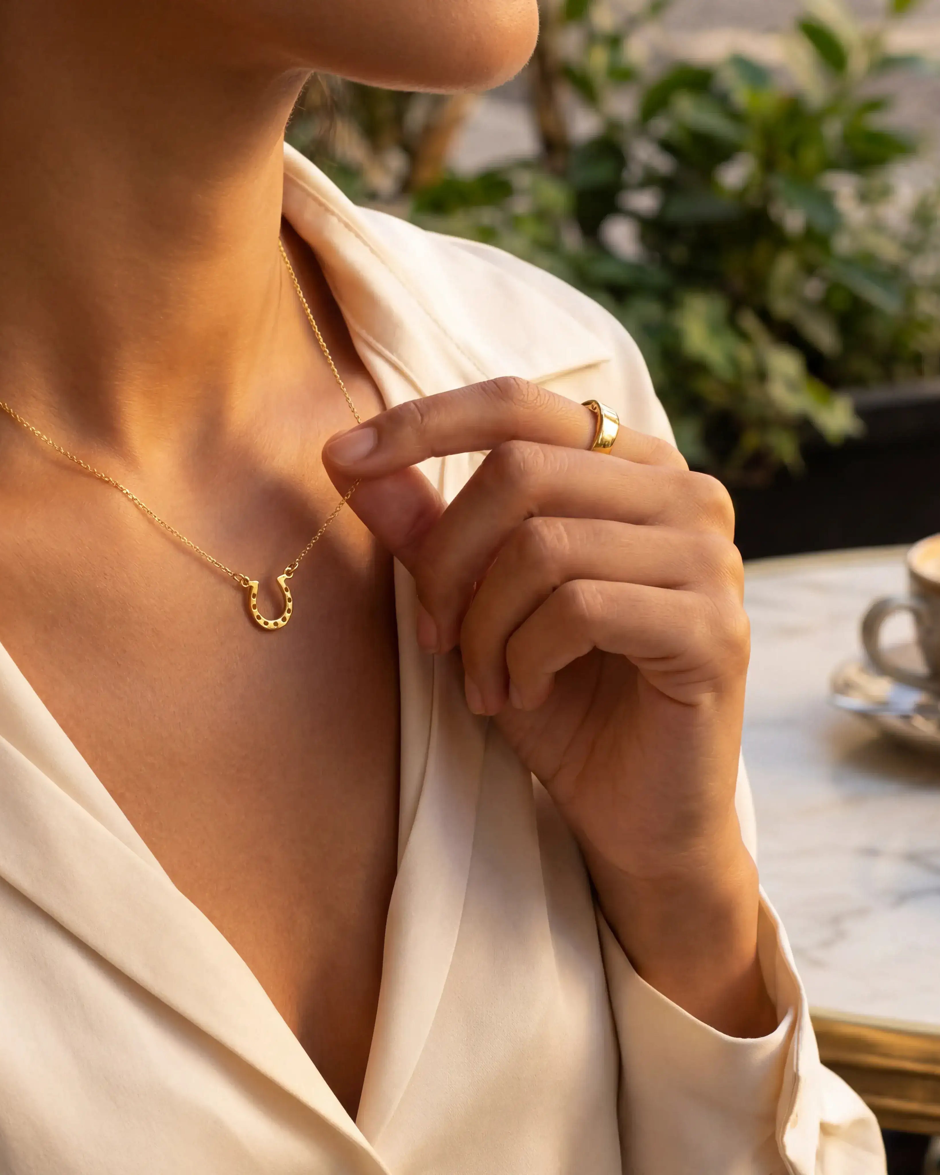 Horseshoe Necklace in Gold, Silver & Vermeil | HBD
