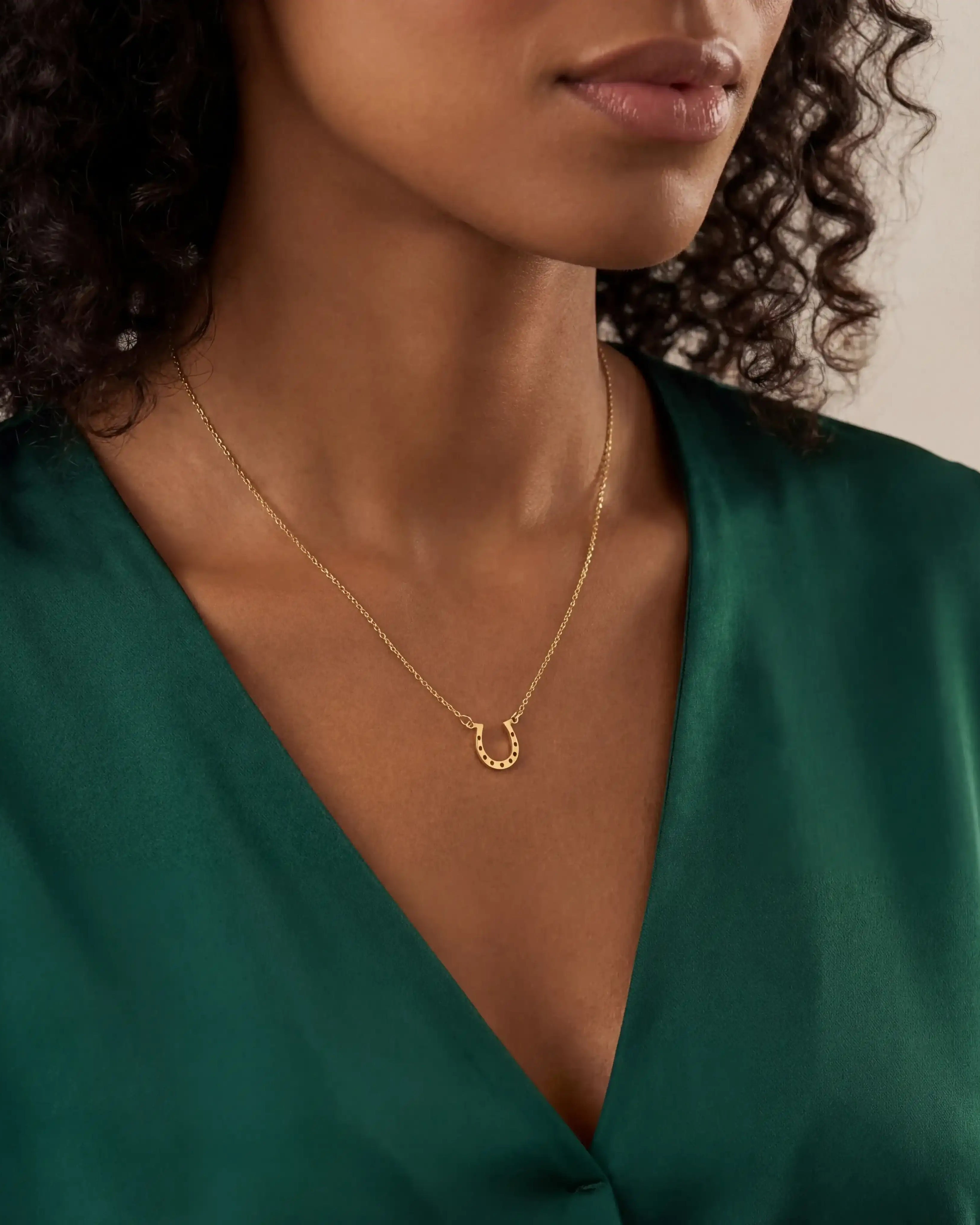 Horseshoe Necklace in Gold, Silver & Vermeil | HBD