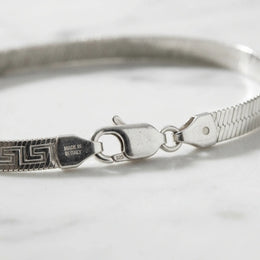 Greek Key Herringbone Bracelet in Silver or Gold – 18.5cm