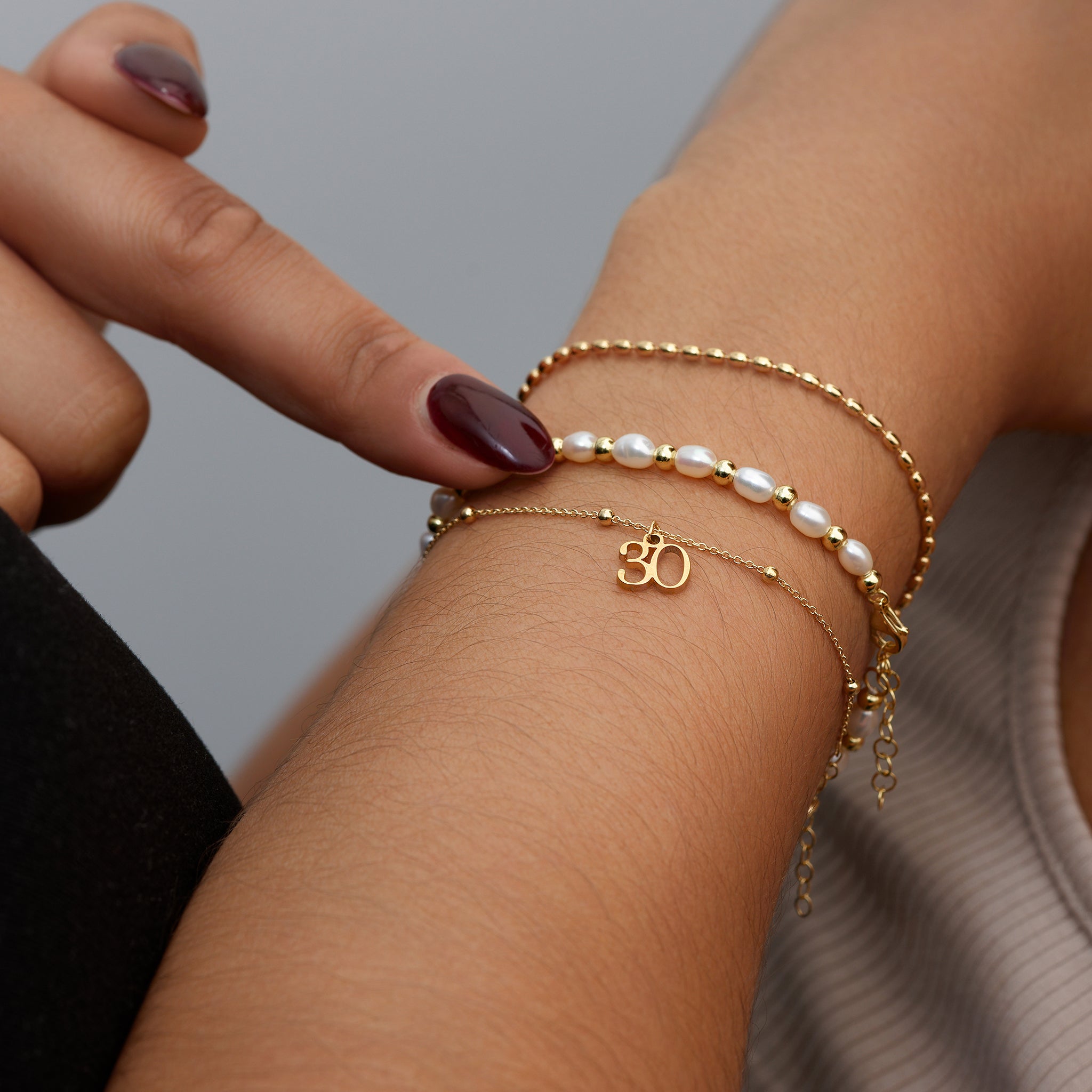 Bracelet Freshwater Oval Pearl & Bead Bracelet HBD Freshwater Pearl Bracelet in Silver or Gold – Elegant Bead & Pearl Women’s Bracelet