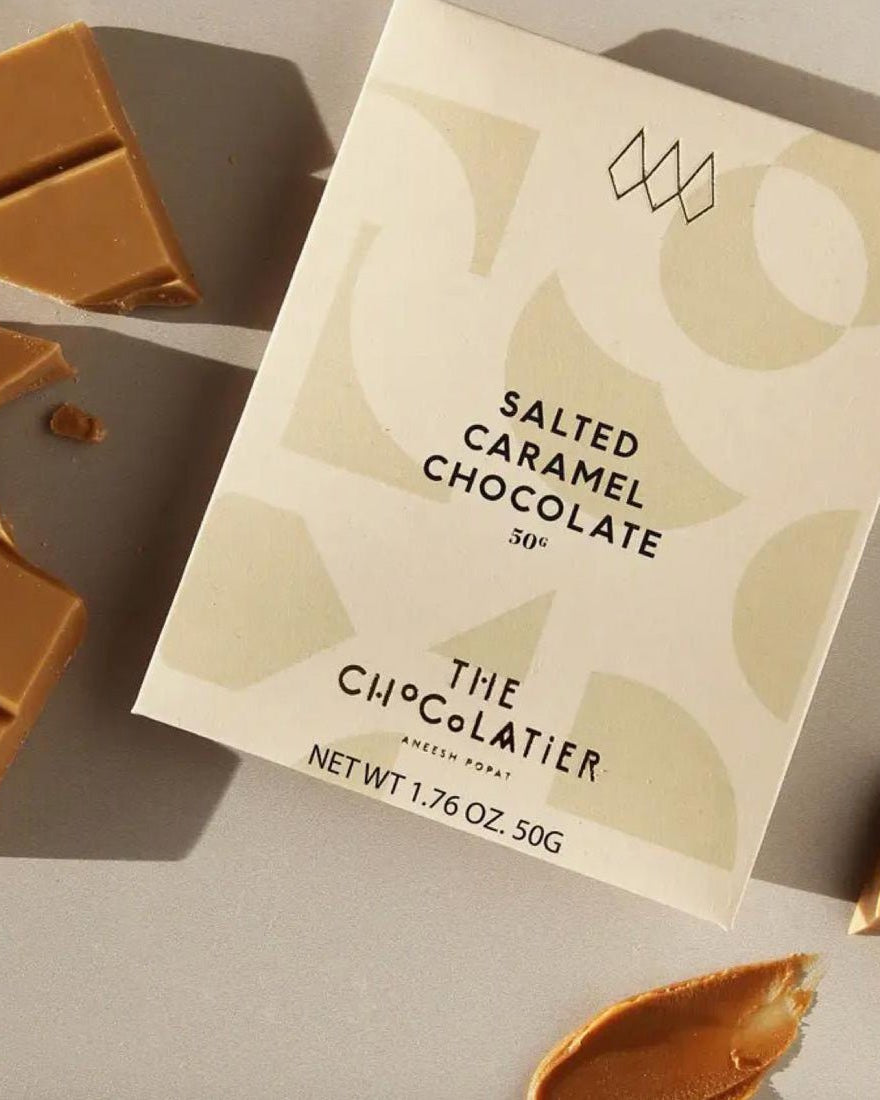 Extra The Chocolatier - Salted Caramel White Chocolate HBD Salted Caramel Chocolate Bar 50g – Luxury Caramelised White Chocolate
