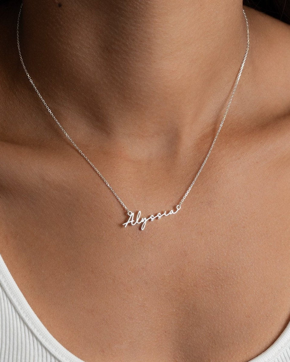 HeyBigDay Necklace Alyssia Name Necklace