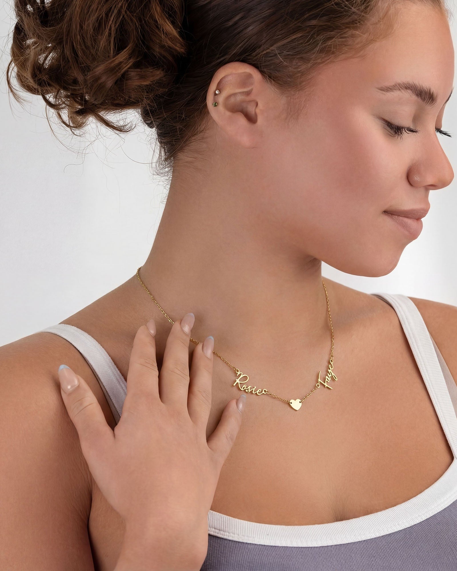 HeyBigDay Necklace Double Name & Solid Heart Necklace