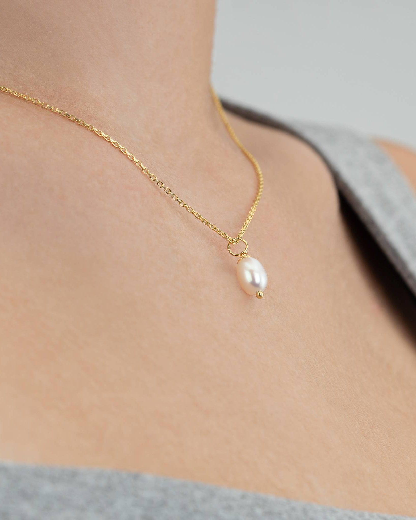 Necklace Tiny Freshwater Pearl Necklace HBD Tiny Freshwater Pearl Necklace – Satellite, Belcher or Anchor Chain Styles