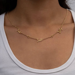 Triple Name Necklace with Two Stars – Custom Personalised Necklace in Gold or Silver