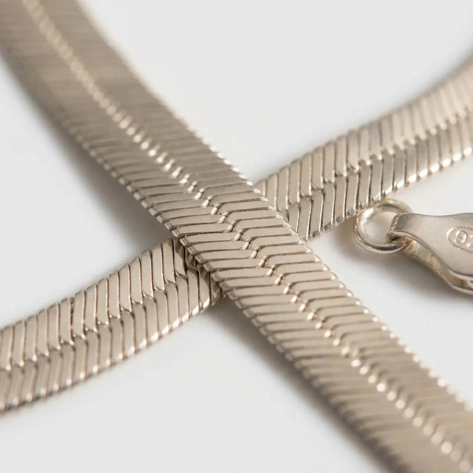 Diamond-Cut Herringbone Bracelet 19.5cm/7.5in in Gold or Silver