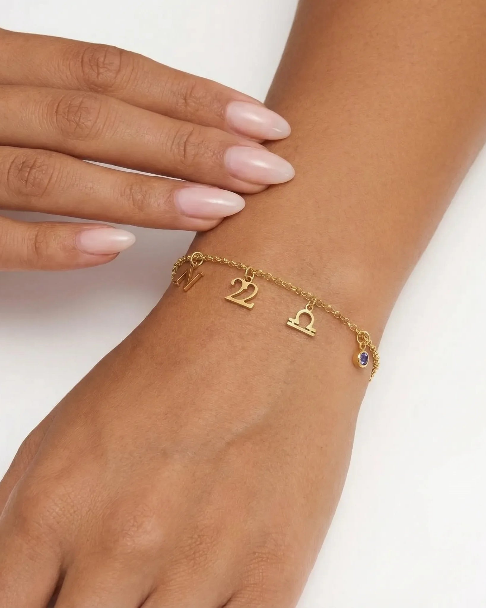 HeyBigDay Bracelet Story Bracelet with Initial, Year, Zodiac & Birthstone