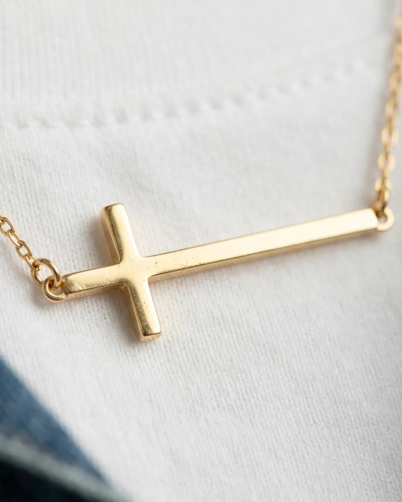 Horizontal Cross Necklace in Gold or Silver – Modern Sideways Cross Pendant