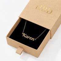 Collar con el nombre de Karen