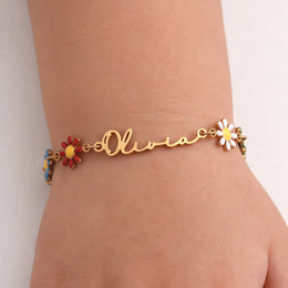 Personalised Kids Daisy Chain Name Bracelet in Gold & Silver