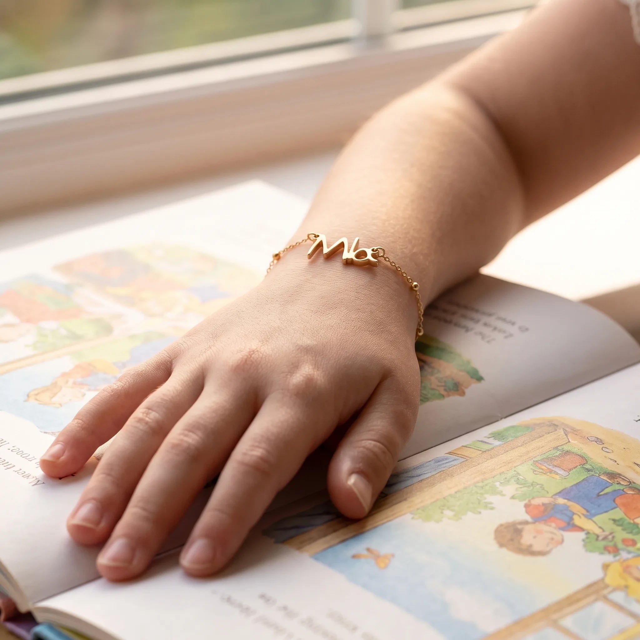 Kids' Handwriting Bracelet | Their Writing in 18ct Gold