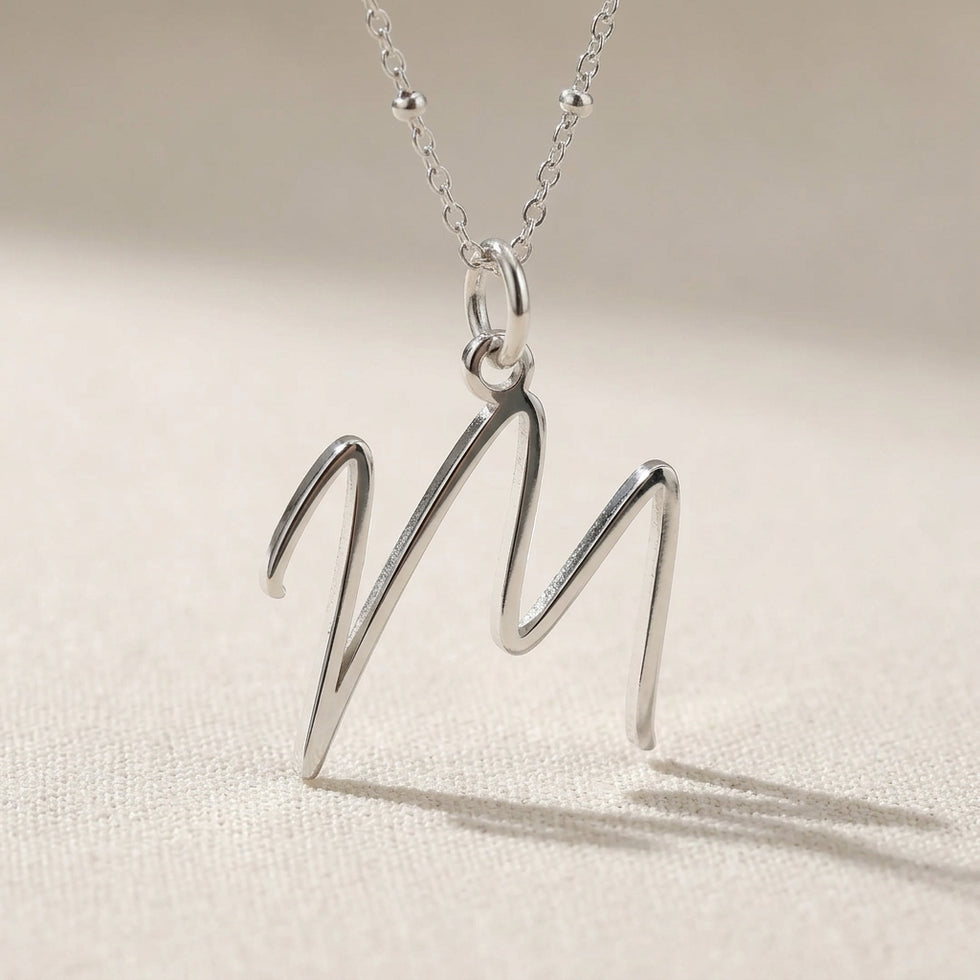 Collier lettre M | Pendentif initiale et lettre M, or et argent