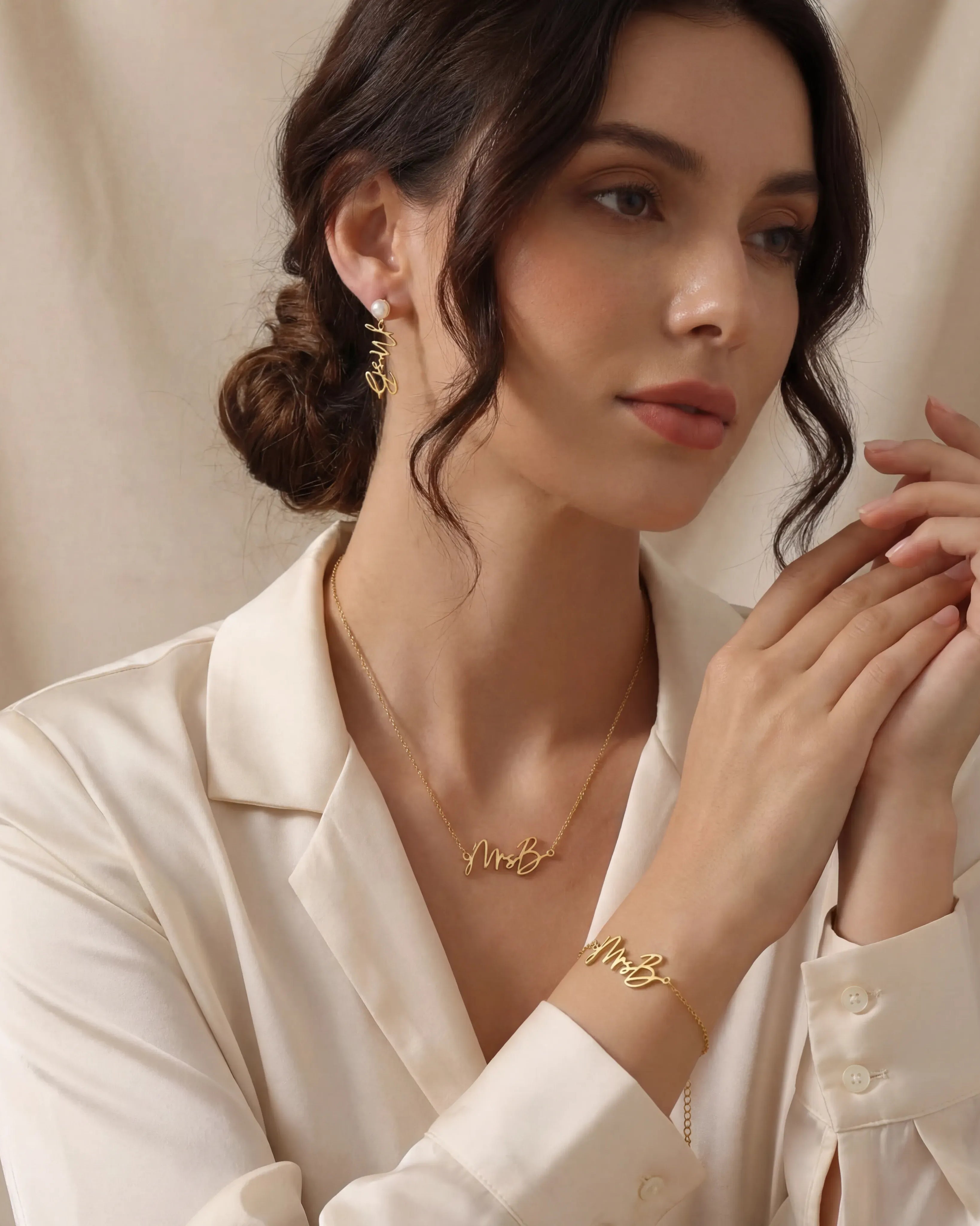 Necklace Personalised Mrs Necklace, Bracelet & Earrings | 3 Piece Jewellery Set HBD Personalised Mrs Jewellery Set - Necklace, Bracelet & Earrings