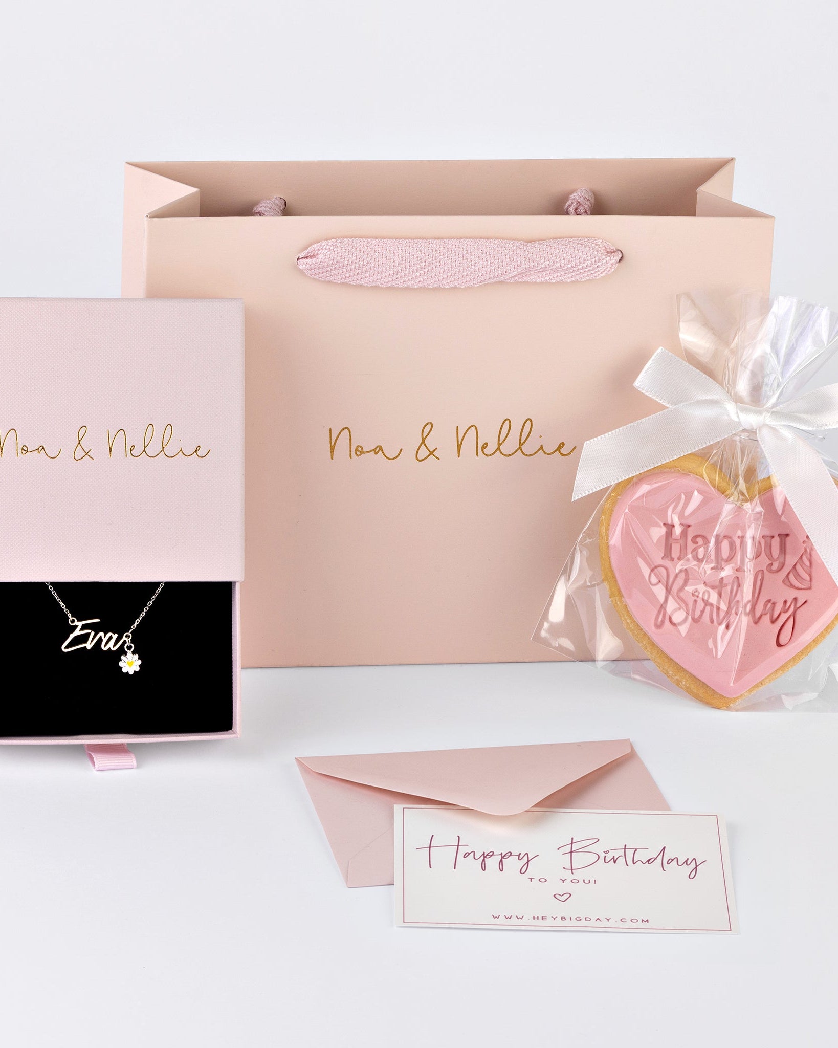 Necklace Kids Name Necklace Gift Set Noa & Nellie Kids Custom Gift Necklace & Cookie Set – Noa & Nellie