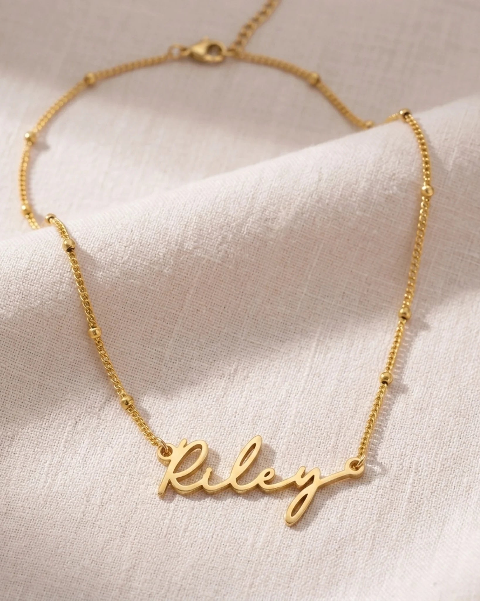 Riley Name Necklace | 18ct Gold, Silver & Vermeil | Ready to Ship