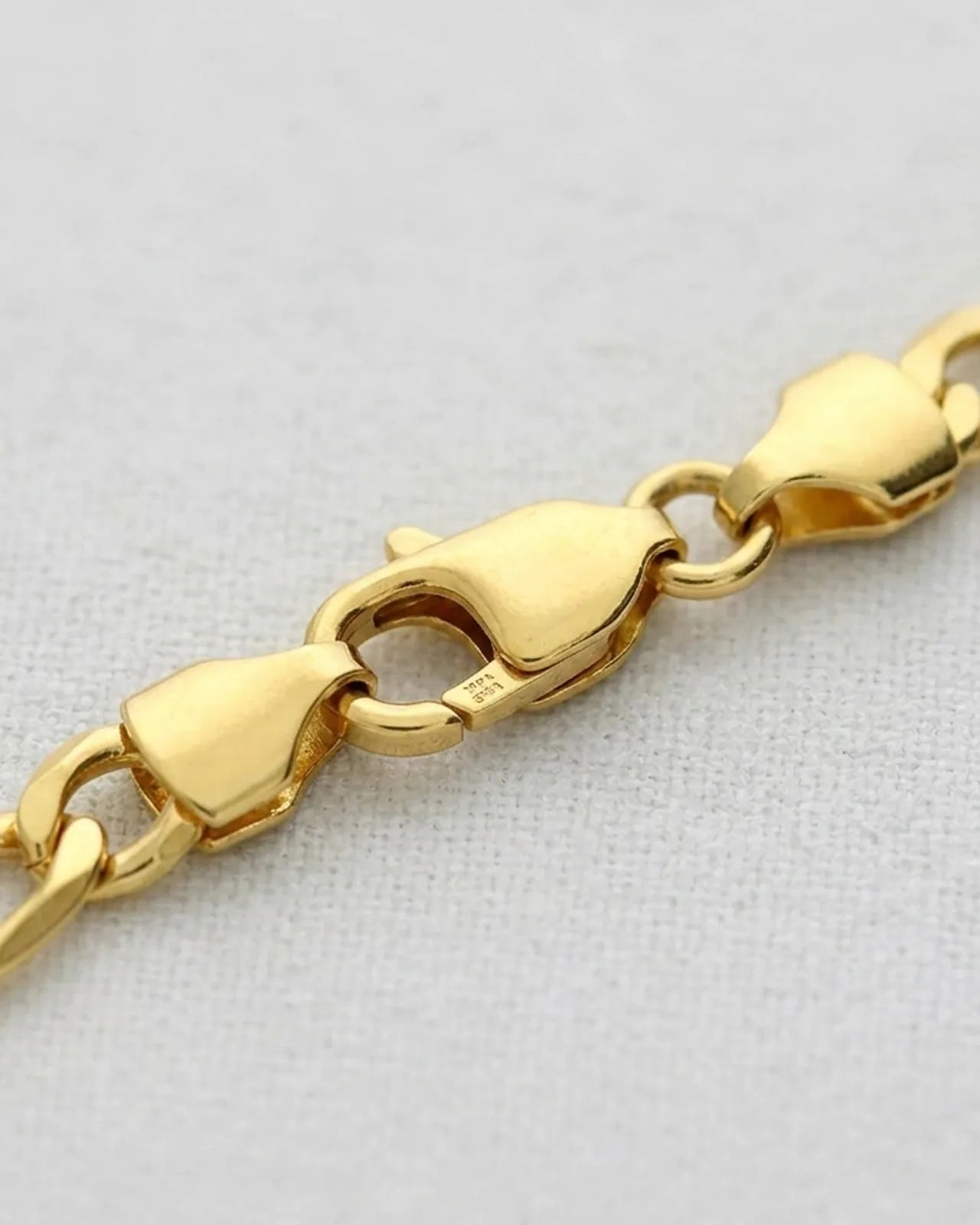 Round & Oval Link Bracelet