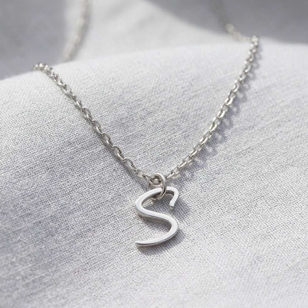 Collana con iniziale S | Ciondolo con iniziale e lettera S, oro e argento