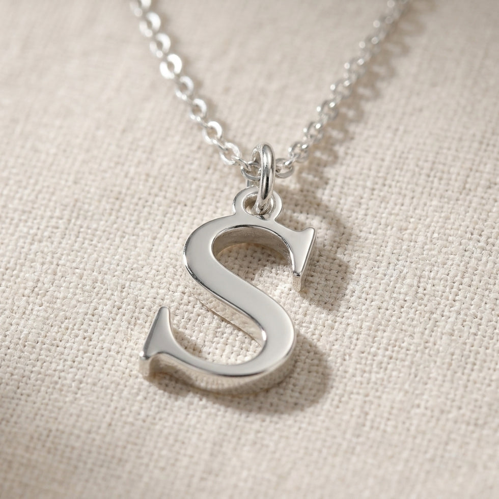 Collana con iniziale S | Ciondolo con iniziale e lettera S, oro e argento