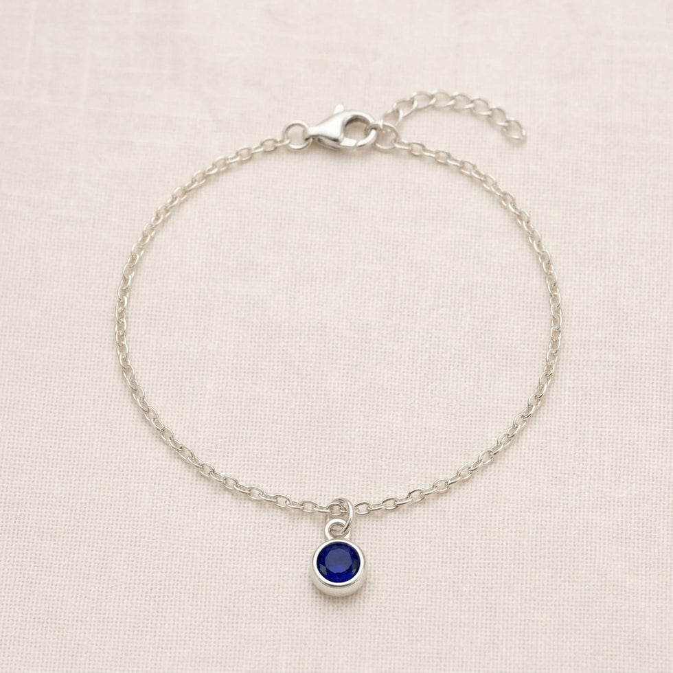 Pulsera con la piedra natal de septiembre | Zafiro, oro y plata
