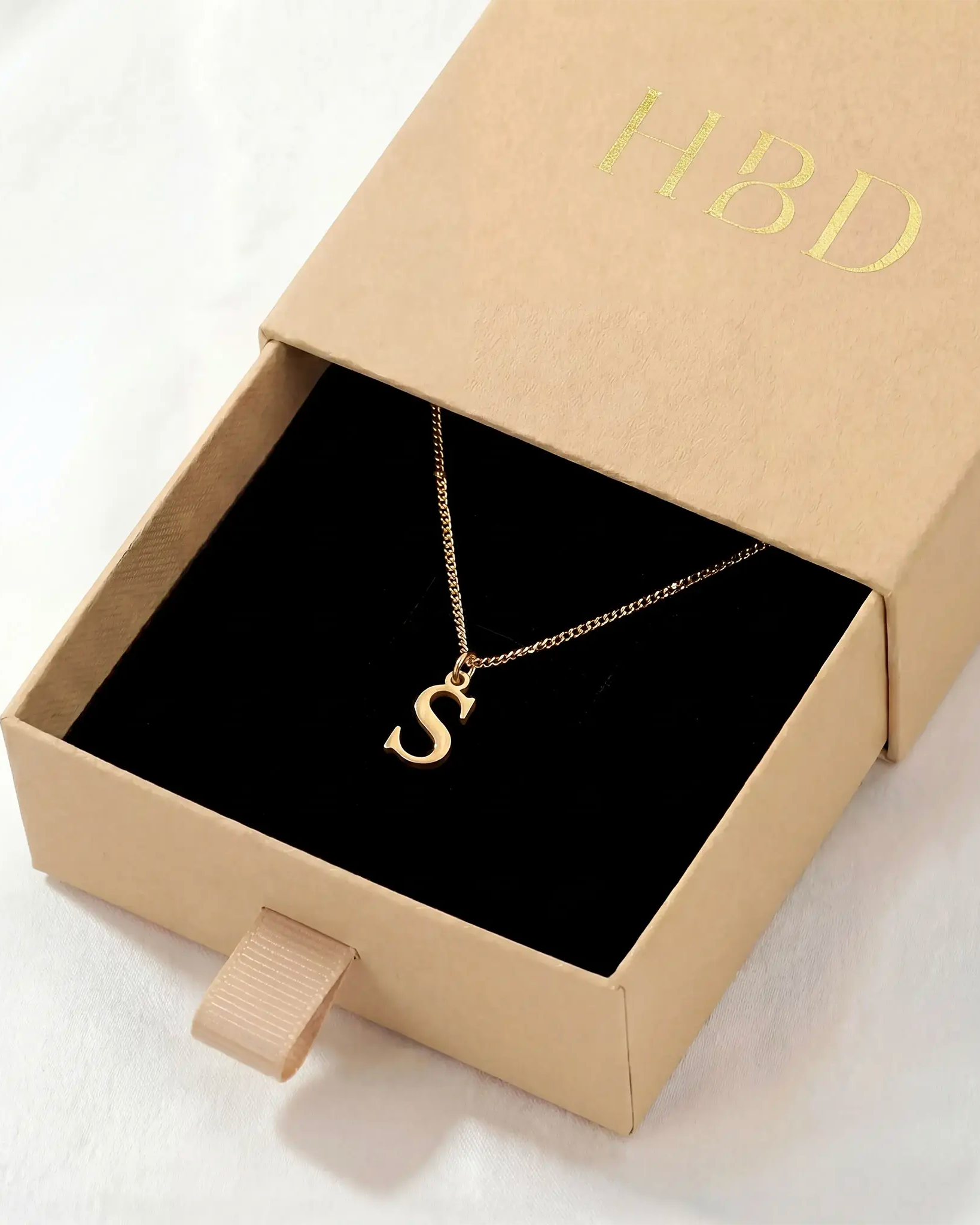 Single Initial Necklace in 18ct Gold, Sterling Silver or Gold Vermeil