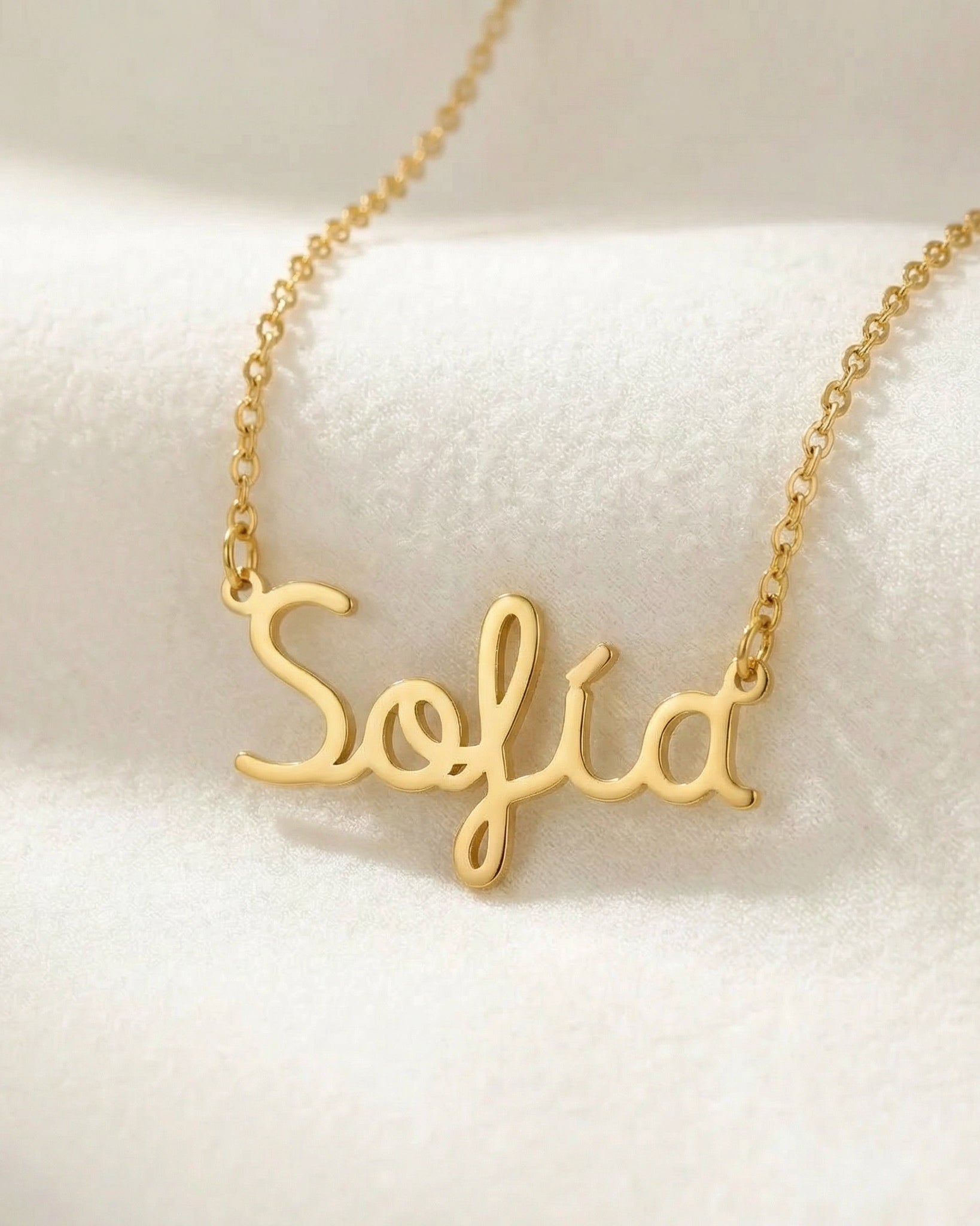 Spanish Name Necklace - Personalised Name Jewellery | Collar con nombre