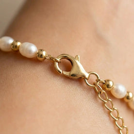 Freshwater Pearl Bracelet in Silver or Gold – Elegant Bead & Pearl Women’s Bracelet