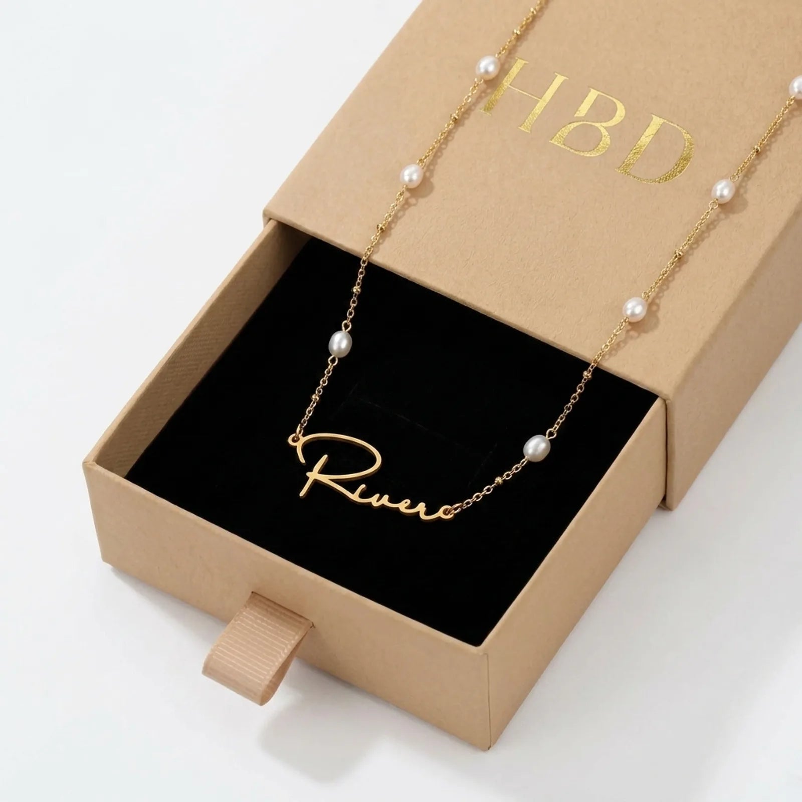 Freshwater Pearl Name Necklace – Personalised Gold or Silver Pearl Necklace, 6 Designs