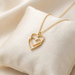Double Heart Necklace in Gold or Silver – Interlinked Hearts Pendant – Symbolic Gift for Love