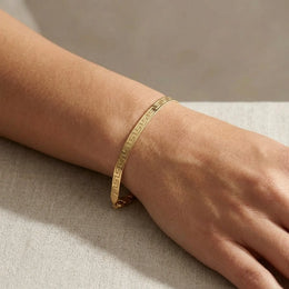 Greek Key Herringbone Bracelet in Silver or Gold – 18.5cm