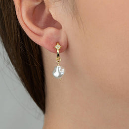 Gold-Plated Star & Baroque Pearl Drop Earrings – Elegant Gold Hoop Earrings with Cubic Zirconia