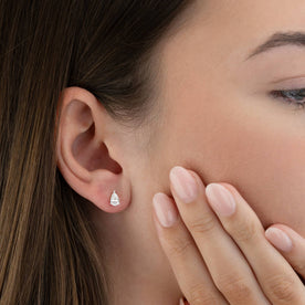 Sterling Silver Pear-Cut Stud Earrings – Elegant Cubic Zirconia Teardrop Earrings for Women