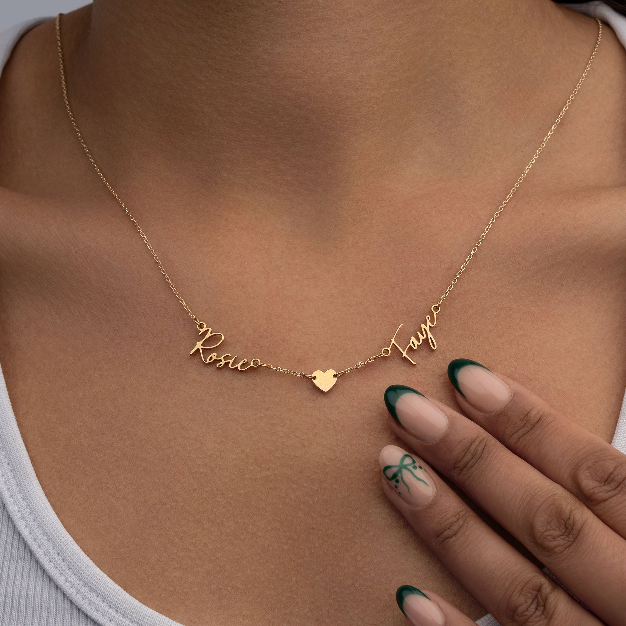 HeyBigDay Necklace Double Name & Solid Heart Necklace