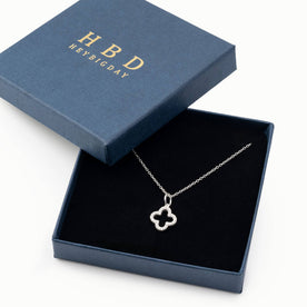 Cubic Zirconia Open Quatrefoil Necklace – Elegant Clover Design Pendant
