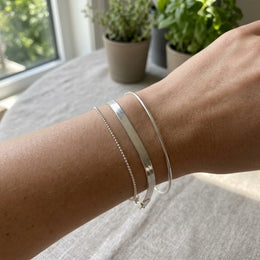 Diamond-Cut Herringbone Bracelet 19.5cm/7.5in in Gold or Silver
