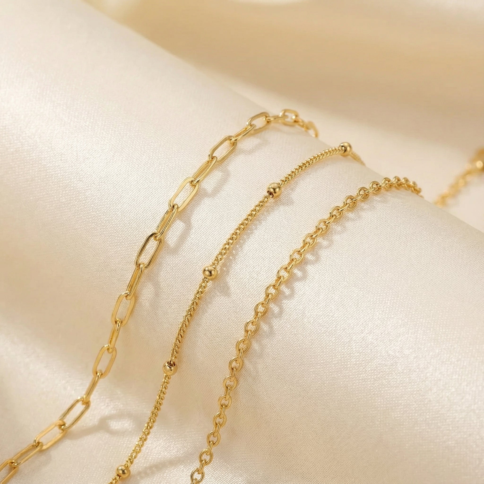 HeyBigDay Bracelet Set of 3 Layered Bracelets