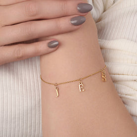 Dainty Triple Initial Bracelet in Gold or Silver – Personalised Three Letter Bracelet