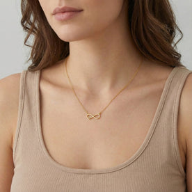 18ct Gold Infinity & Heart Necklace Available in Sterling Silver & 3 Chain Styles