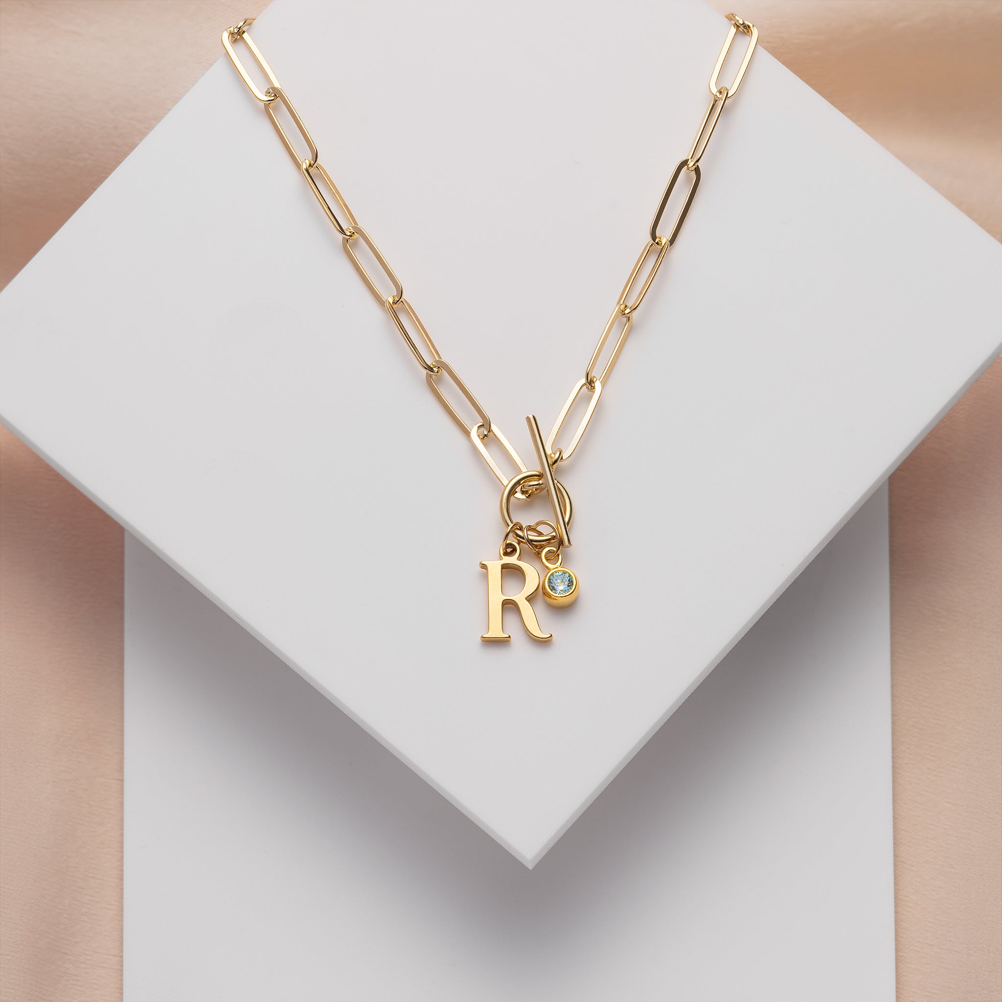 HeyBigDay Necklace Initial Necklace with Oval Belcher T-bar Chain