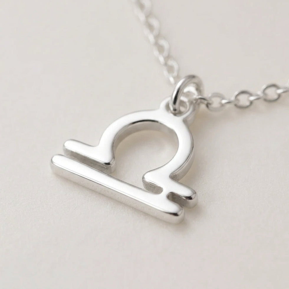 Collier Balance | Pendentif signe astrologique, or et argent