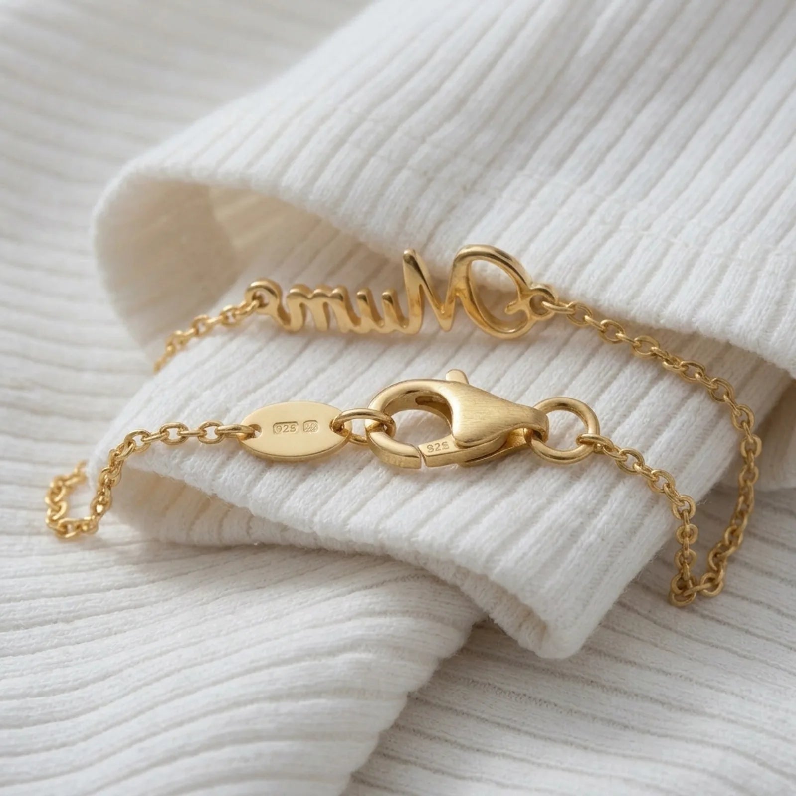 Mum Bracelet -  18ct Gold or Sterling Silver in 3 Chain Styles - Mother's Day or Birthday Gift