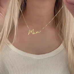 Mum Necklace in Gold or Silver – Elegant Script Mum Pendant – Perfect Gift for Mums