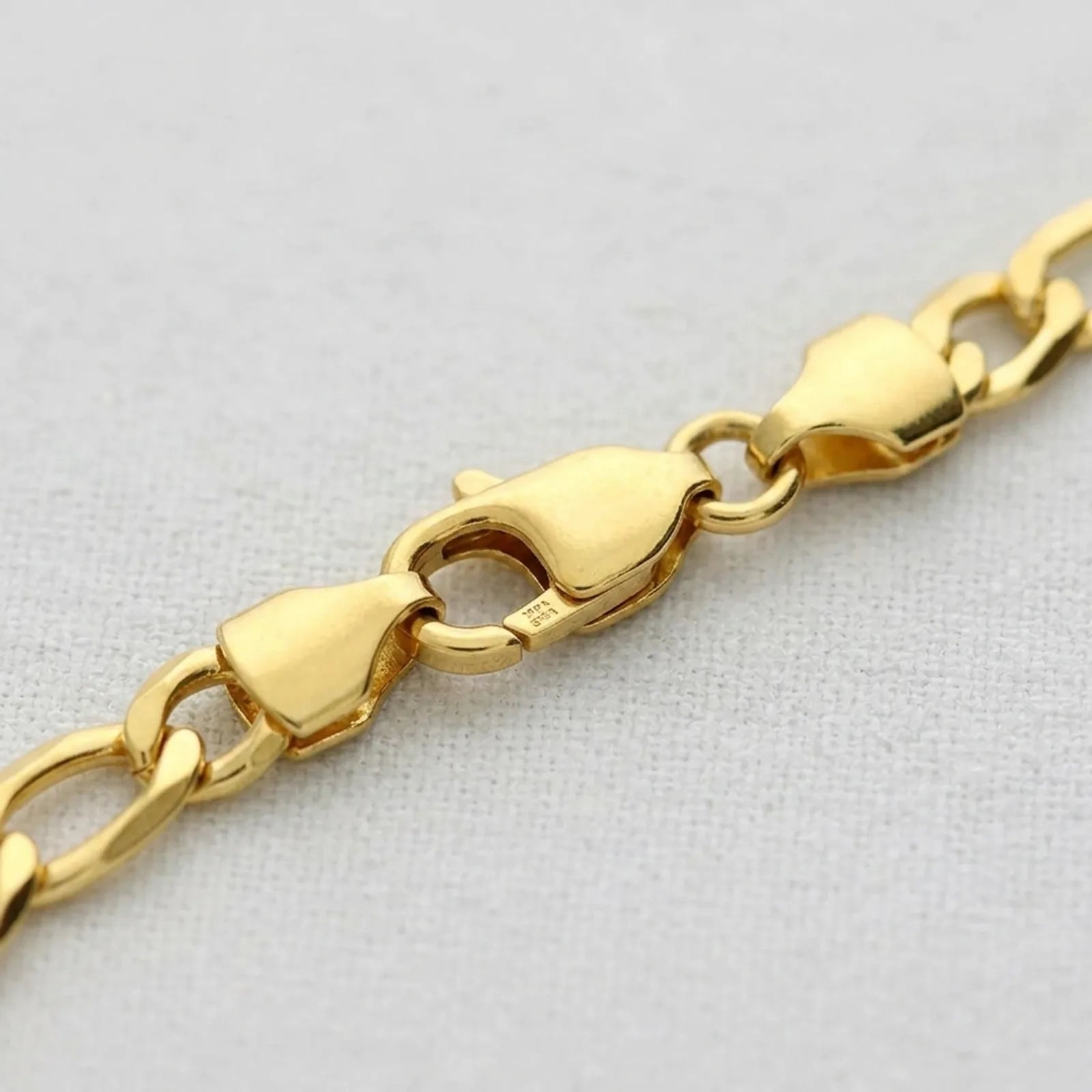 Round & Oval Link Bracelet