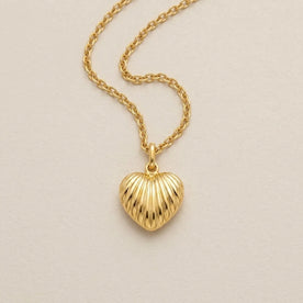 Ribbed Heart Necklace
