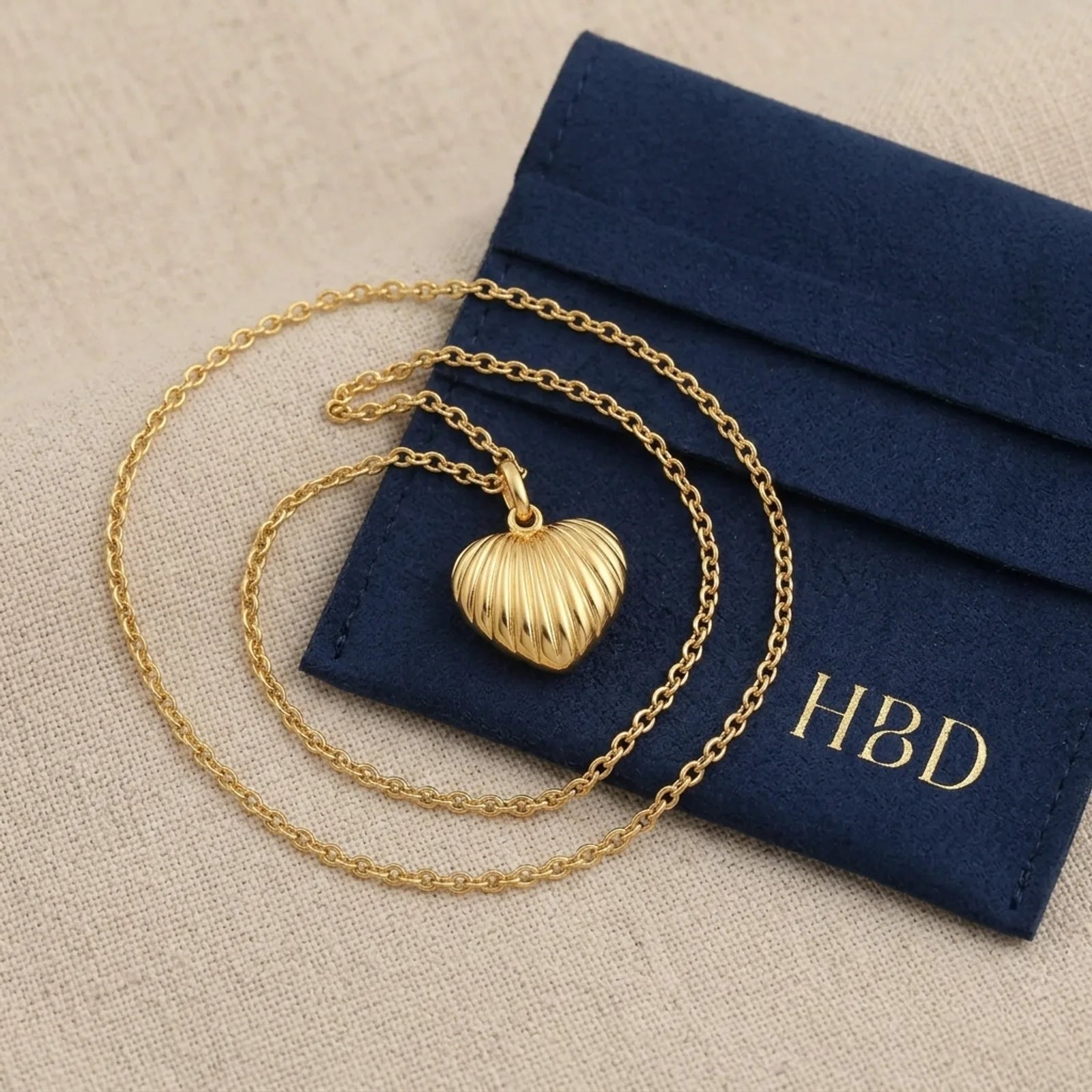 Ribbed Heart Necklace